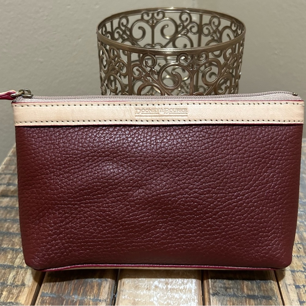 Dooney & Bourke Vintage Carry All